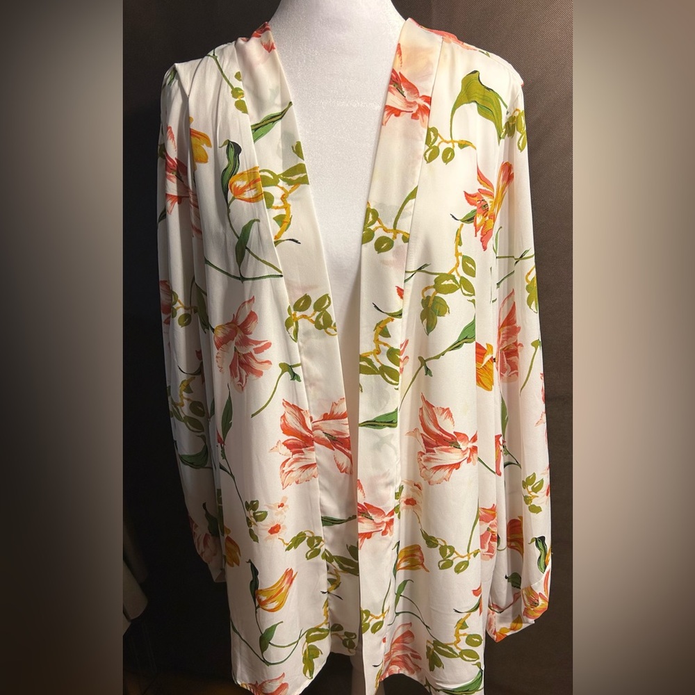 Woman’s thin wispy jacket